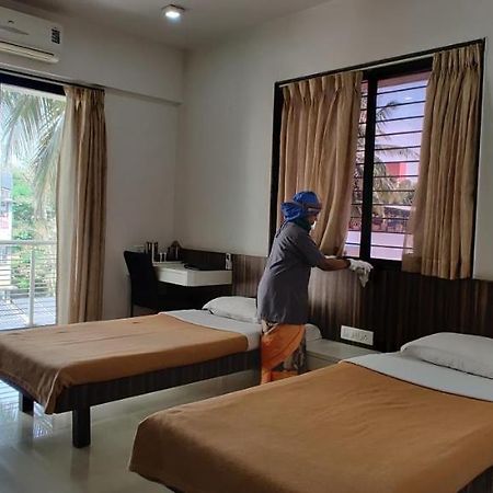 Aashiyana Inn Nashik Zewnętrze zdjęcie
