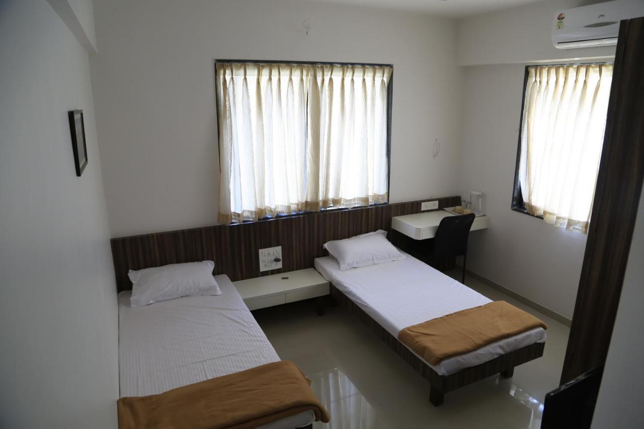 Aashiyana Inn Nashik Zewnętrze zdjęcie